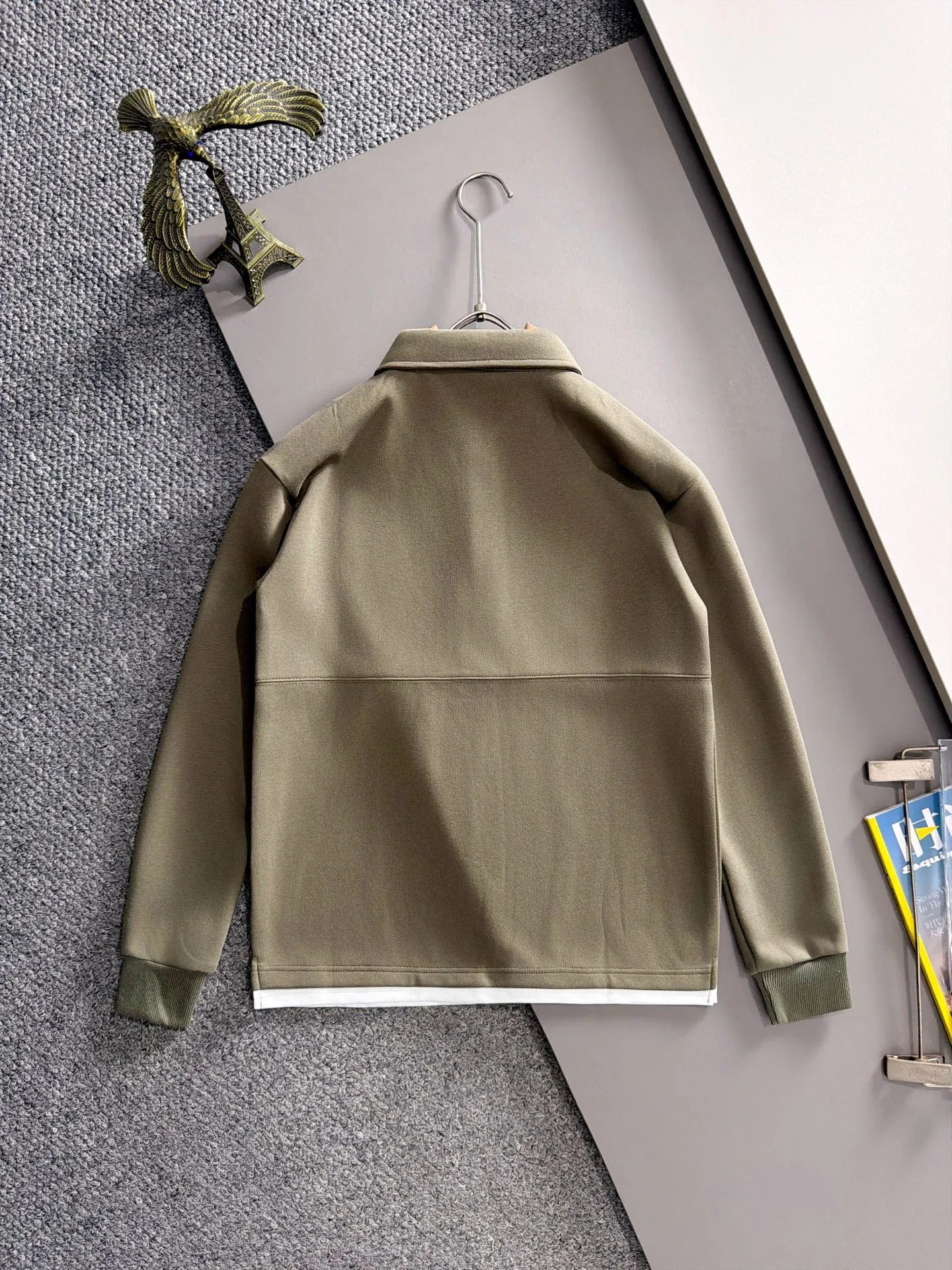 Meng Mouth 2026 long-sleeved sweatshirts for men and women Same Style. Many stars have the same style, the top original version. Feel free to compare🆚The fabric is custom-dyed and slightly sprayed and distressed. The fabric, material and details are consistent with the original version. Special cotton and linen fabrics are selected. The fabric cost is extremely expensive. It is twice as expensive as pure cotton materials. We will do better at all costs. Three standards are complete. The comparison between non-market products and our fabrics is very different. Only the top version is made! Size: M-4XL